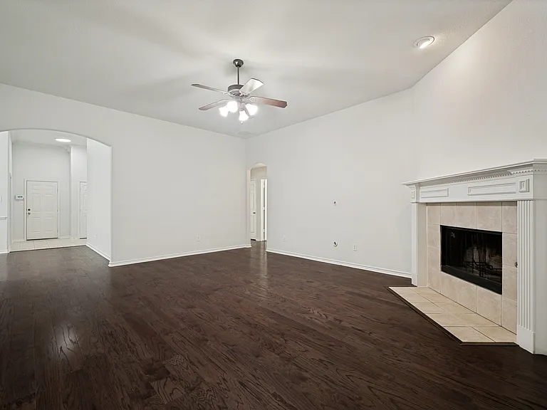 7816 Riverwalk Trl — Photo 10