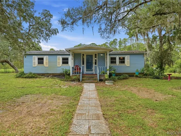 9380 N Cedar Cove Rd, Dunnellon, FL 34434
