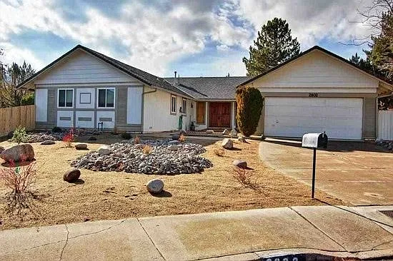 2802 Glenwood Ct photo 1