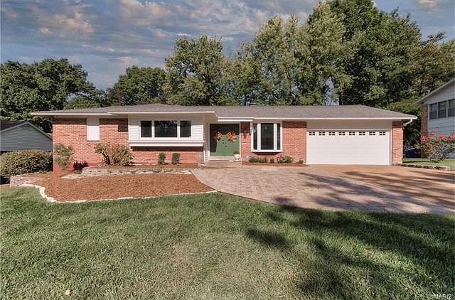1st image of 223 Renaldo Dr