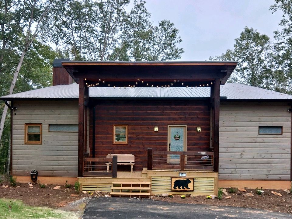 2nd image of Oak Ridge Ln