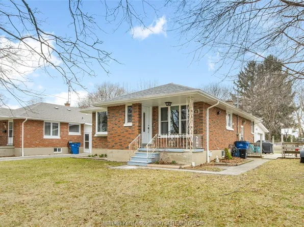 107 Sussex St, Chatham Kent, ON N7L 1M3