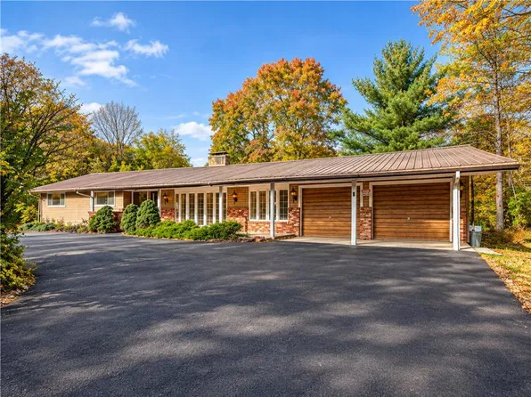 222 Lily St, Saylorsburg, PA 18353