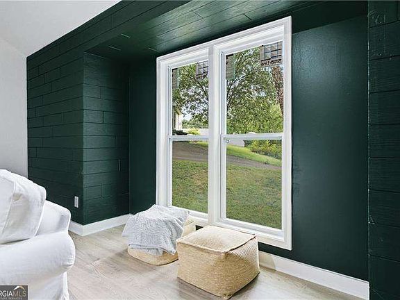 5th image of 2526 Shiloh Court West NW