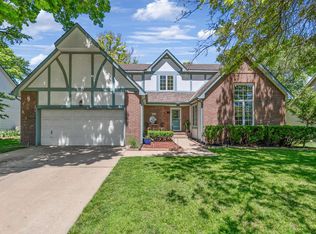 1559 N Woodridge Dr, Wichita, KS 67206