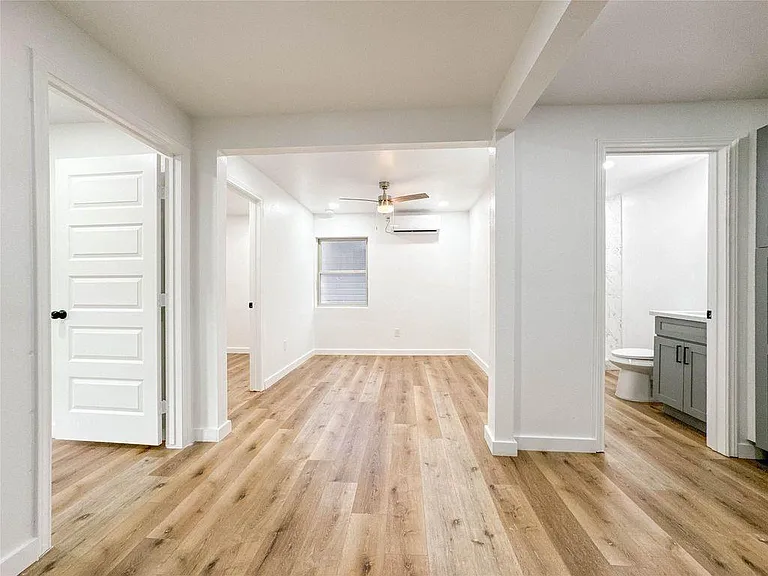 2223 N San Antonio St — Photo 4