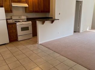 7332 Independence Ave, Canoga Park, CA 91303