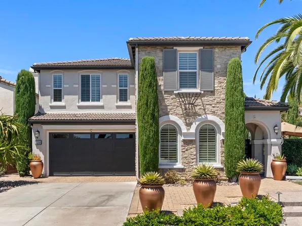 2358 Geode Ln, Carlsbad, CA 92009
