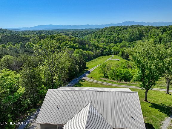 4th image of 1424 Millican Grove Rd