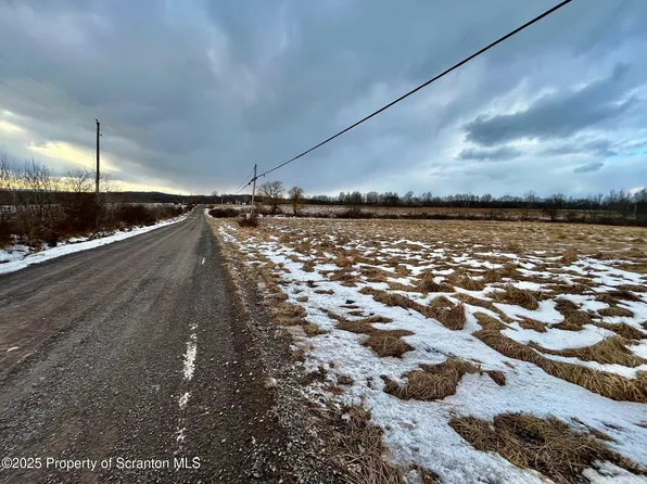 855 Finn Rd, Benton, PA 18419
