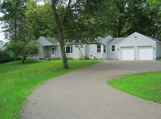 19001 Highway 7 ., Minnetonka, MN 55345