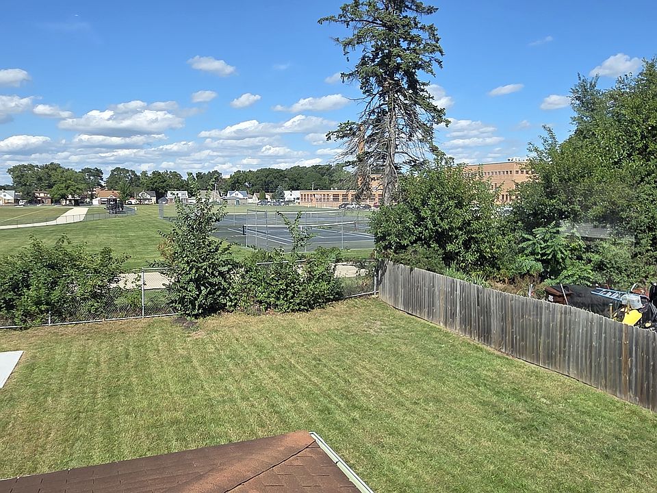 1st image of 2711 Knight Ave