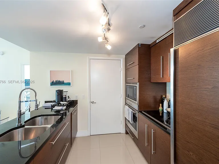 475 Brickell Ave #4213 — Photo 8