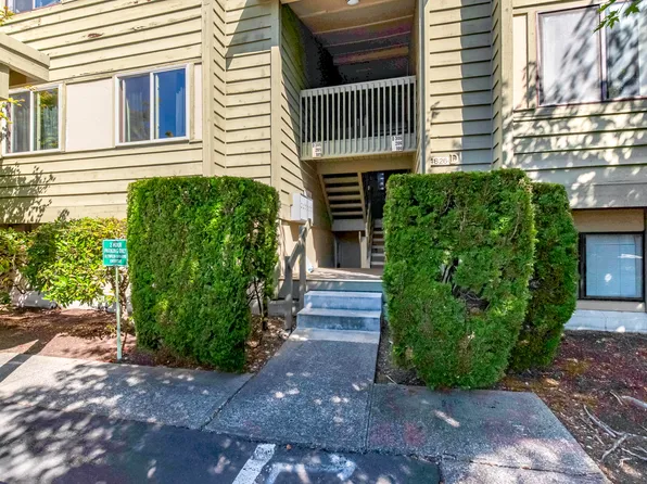 4826 S 187th Pl APT D105, Seatac, WA 98188