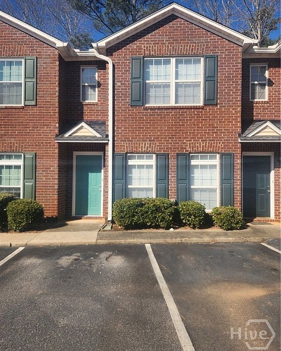 1st image of 637 Huntington Road #C2