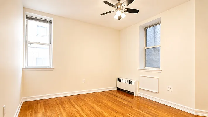 Bedroom, photo 3