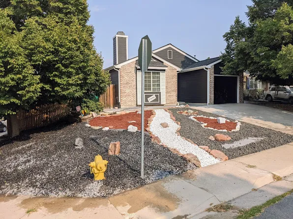 17898 E Cornell Dr, Aurora, CO 80013