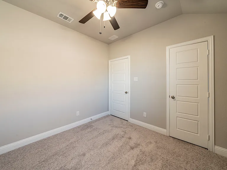 6406 Rienzi Dr — Photo 10