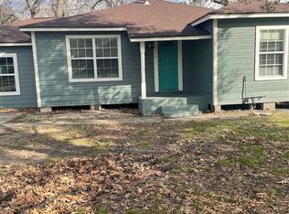 1006 N Valderas St, Angleton, TX 77515