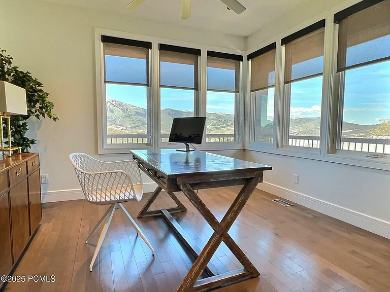 1135 E Lasso Trl — Photo 13