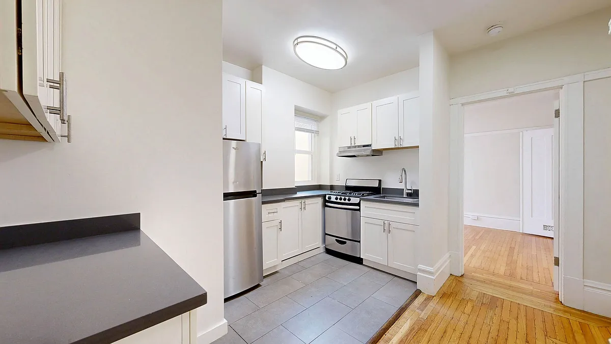 Building Photo - 422 Ellis St #504