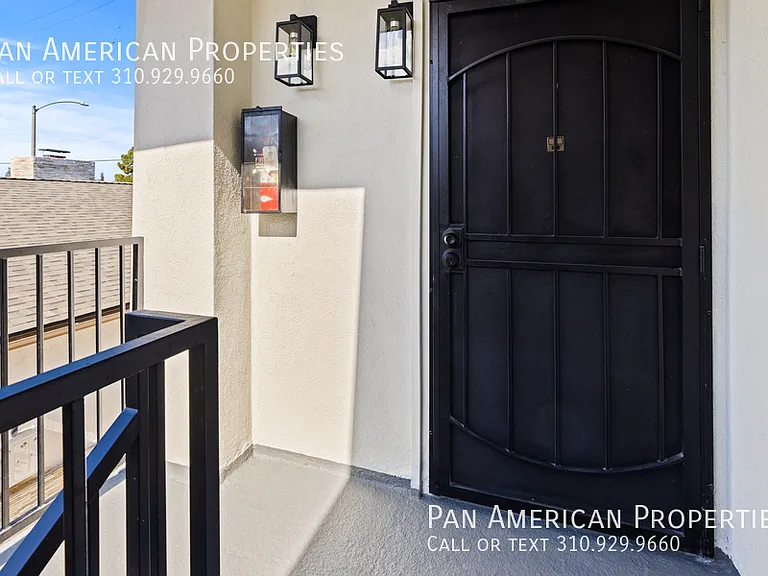 1203 Ximeno Ave #3 — Photo 25
