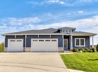 605 NW Somerset Ct, Ankeny, IA 50023