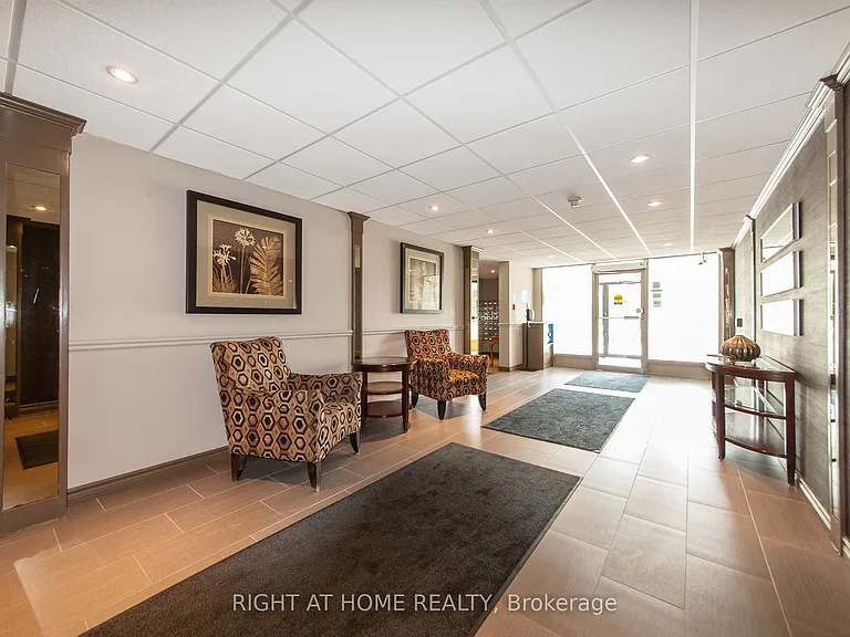 35 Green Valley Dr #1714 — Photo 3