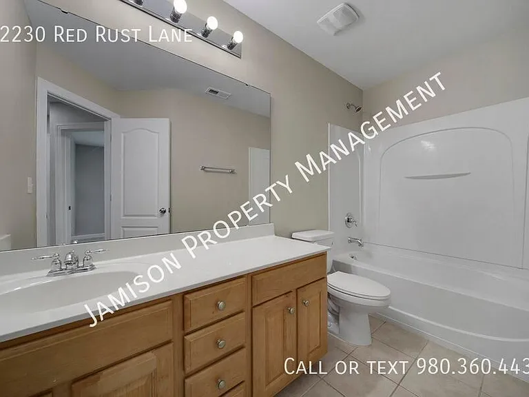 12230 Red Rust Ln — Photo 16