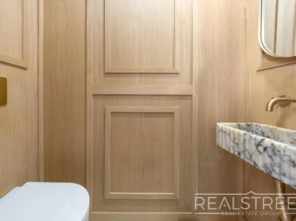 33 Pilling Street image 9 of 14