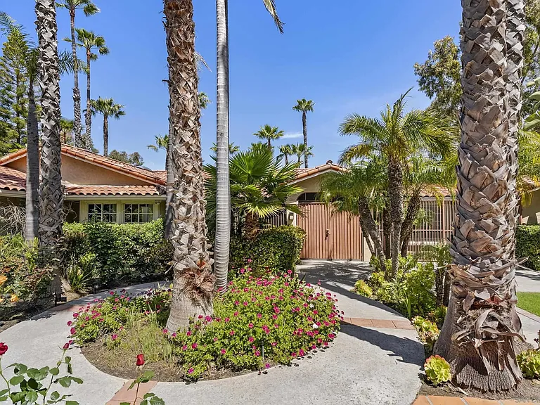 6518 Monte Fuego — Photo 4