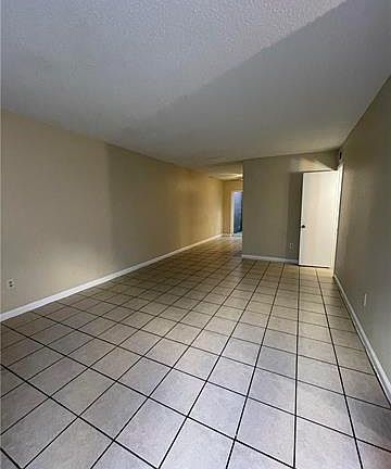 3rd image of 4056 Durand St APT 3