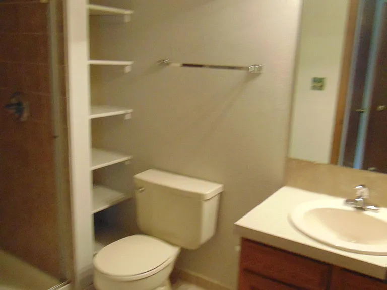 831 Coronado Ave — Photo 12