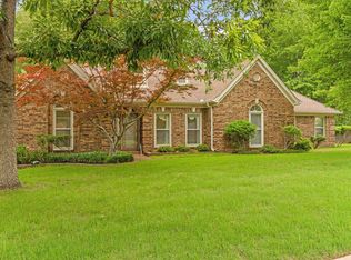 300 Morton Rd, Collierville, TN 38017