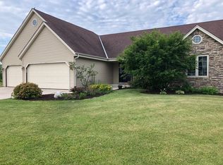43 Rushmore Ln, Hartford, WI 53027