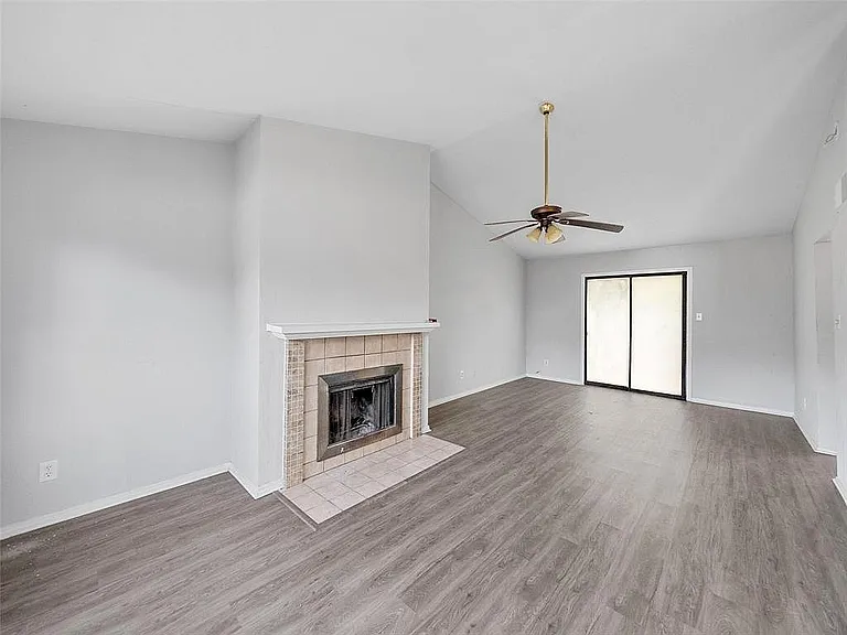 28 Brewster Ct — Photo 29