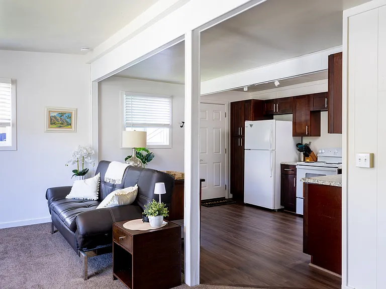 1681 Mahani Loop — Photo 4