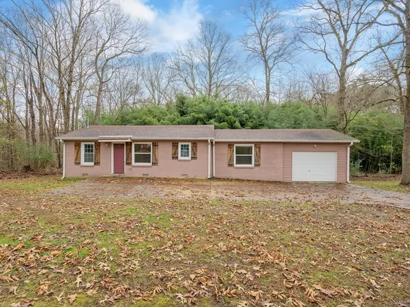 160 McKelvy Rd, Camden, TN 38320
