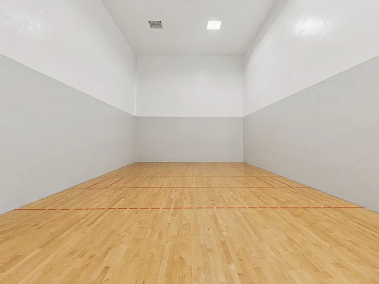 Raquetball court at Cottonwood Ridgeview in Plano Texas