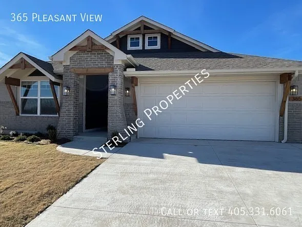 3 bed, 1295 sqft, $1,675 — Photo 1