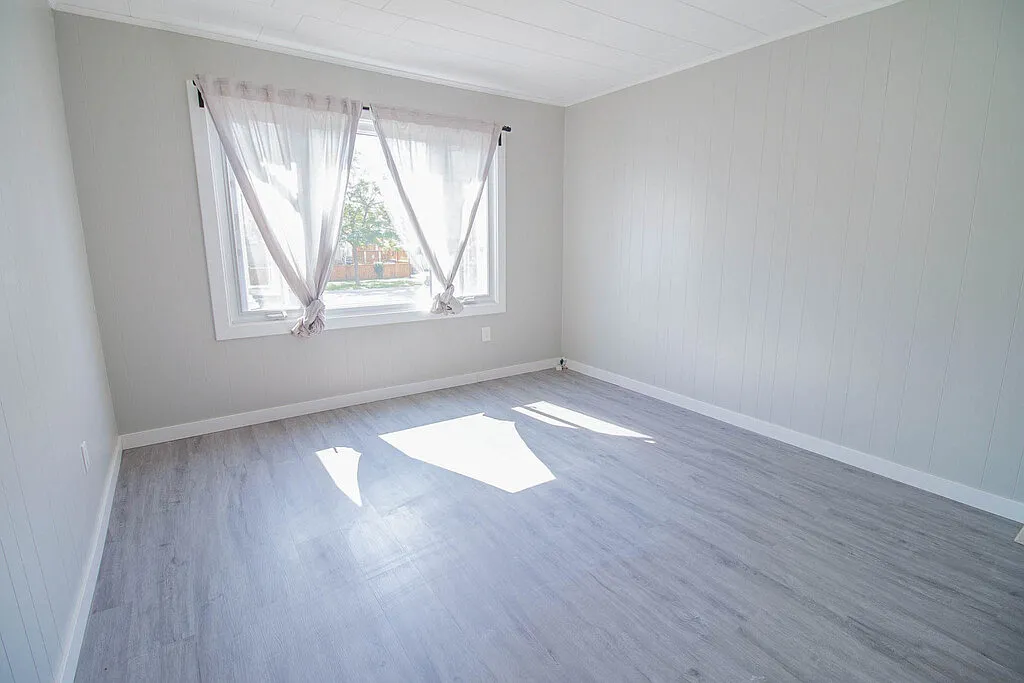58 Churchill Avenue - 1 — Photo 2