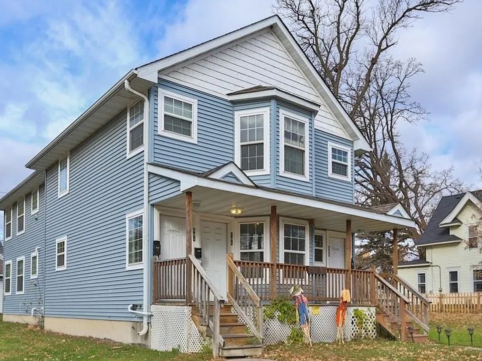 1st image of 2701 Emerson Ave N APT 1