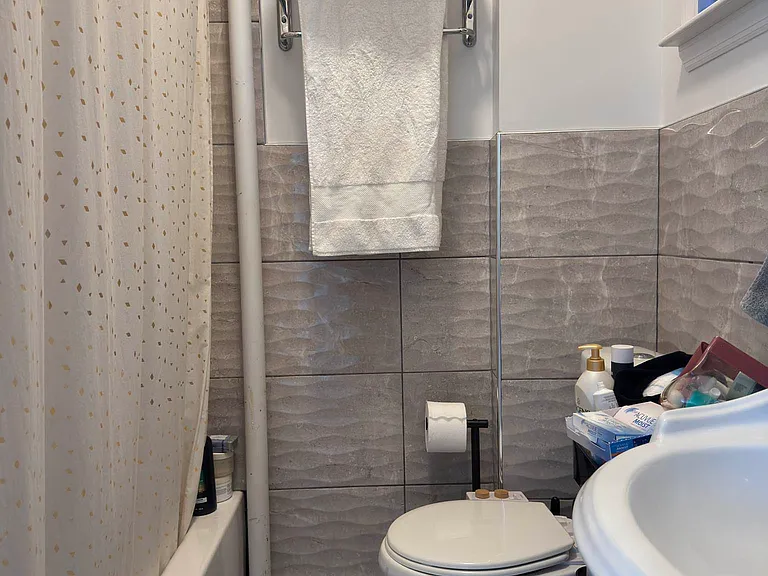 111 Pacific St #3 — Photo 16