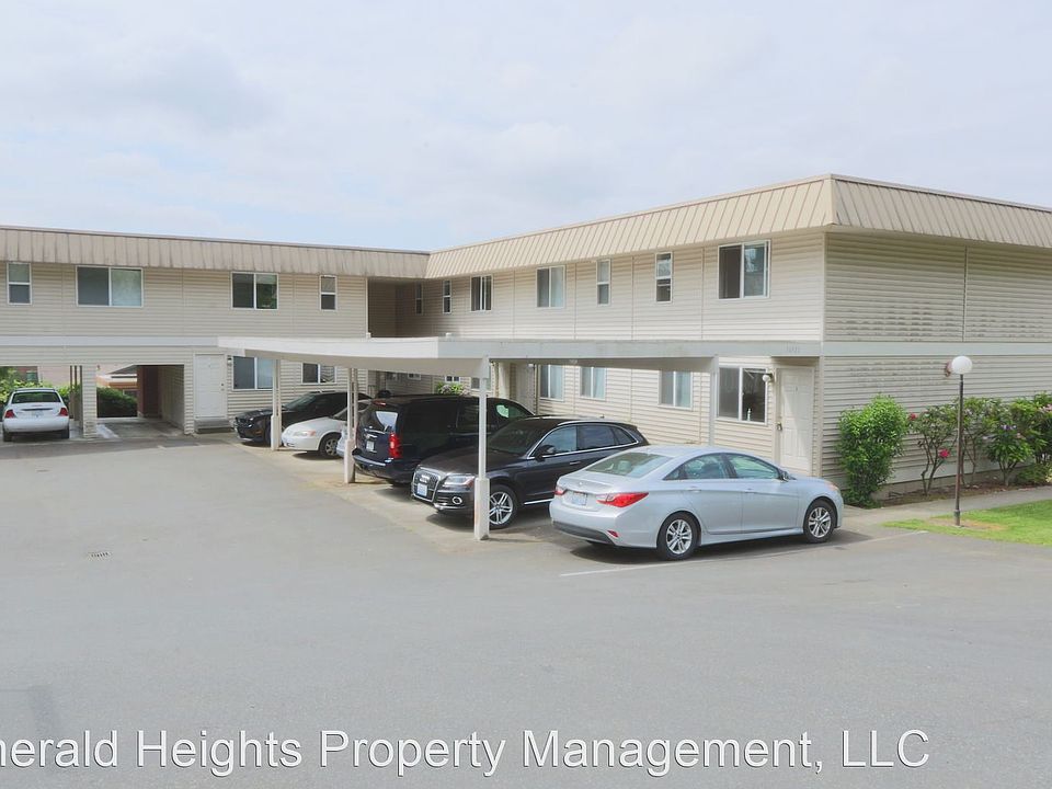 1st image of 16921 NE 82nd St #3