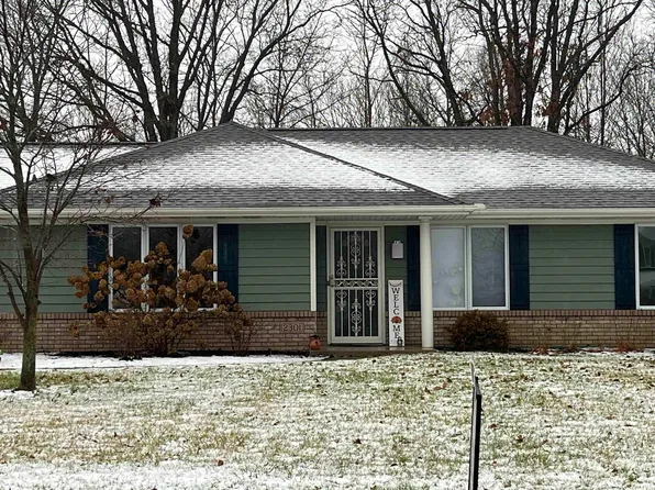 2301 Laforge Ln, Auburn, IN 46706