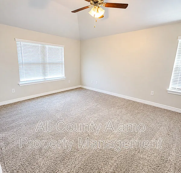 13710 Aria Cv — Photo 7