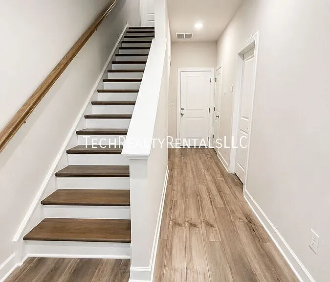 4419 Millennium Ave #1 — Photo 3