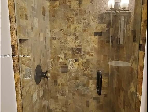 5th image of 753 Michigan Ave APT 2B