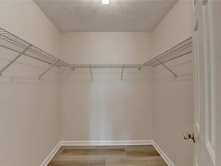 3945 Genoa Ct — Photo 48