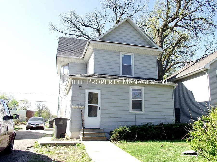 Building Photo - 1314 Harrison Ave #1